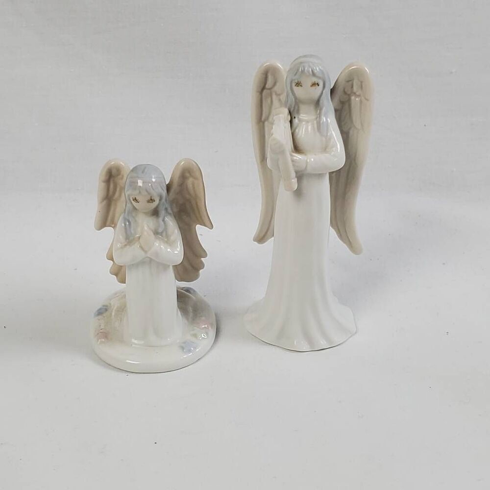 Set of 2 Flavia Angel Wall Figurines – 1992 – Praying & Flute